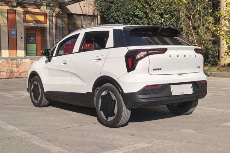 Used Geometry E Firefly 2024 401km Starlight