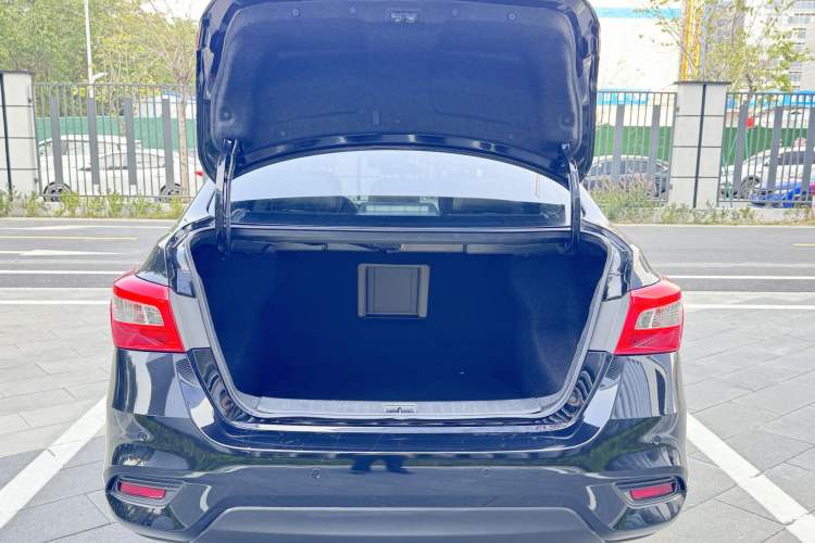 Used Nissan Sylphy 2019 1.6XV CVT Smart Connect Luxury Edition China VI Standard
