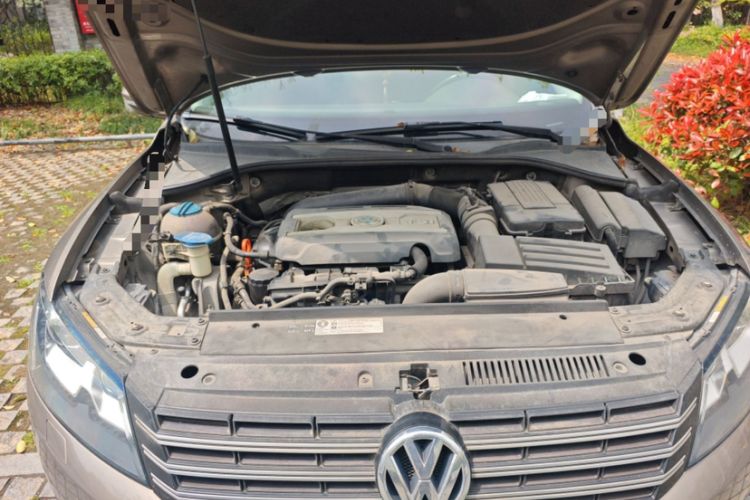 Used Volkswagen Passat 2014 1.8TSI DSG Prestige Edition Exterior 5