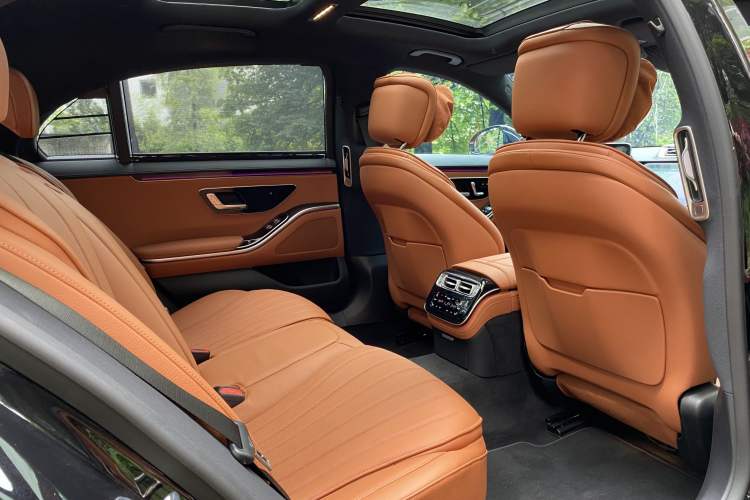 Used Mercedes-Benz S-Class 2024 Restyled S 400 L Business Version