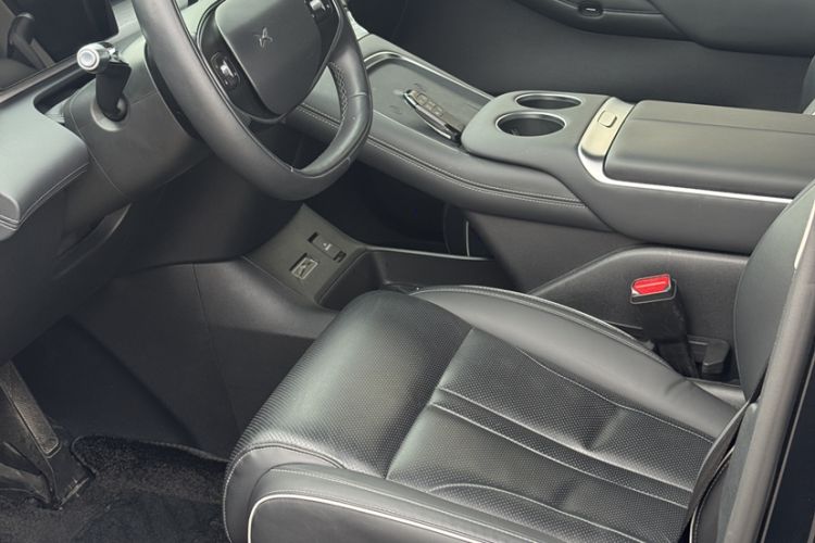 Used XPeng X9 2024 702 Ultra-Long Range Pro
