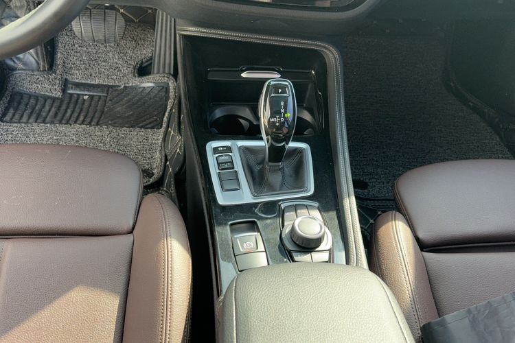 Used BMW 1 Series 2020 125i Leading Model M Sport Package Gear Lever