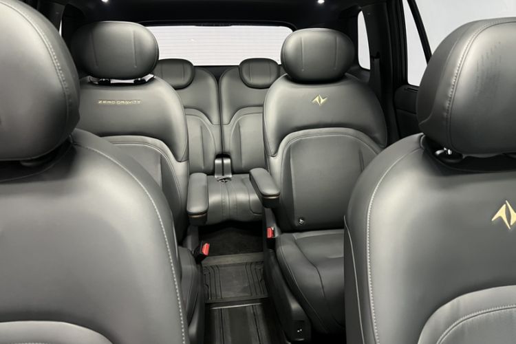 Used Dongfeng eπ eπ008 2024 210Max Range-Extended Version 6 Seats