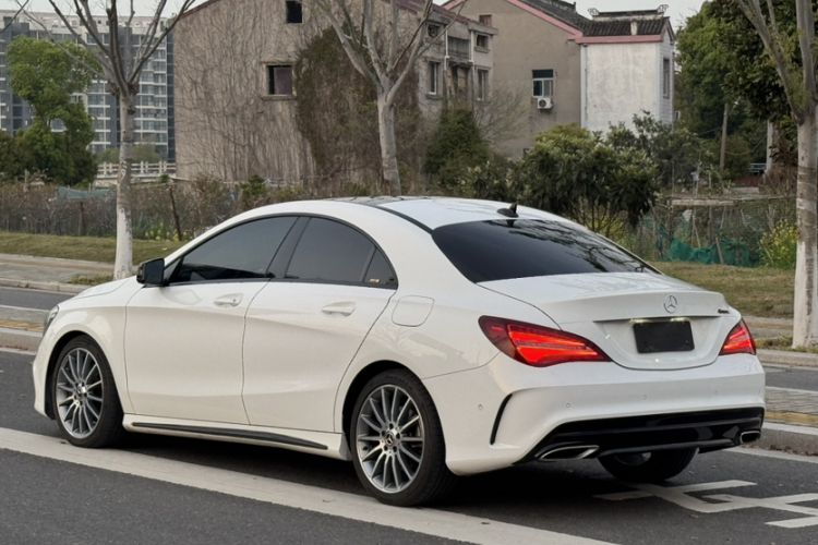 Used Mercedes-Benz CLA 2018 CLA 220 4MATIC Exterior 5