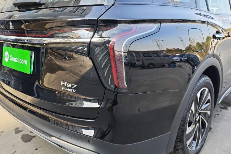 Used Hongqi HS7 PHEV 2024 2.0T PHEV Four-Wheel Drive Flagship Edition 6 Seats
