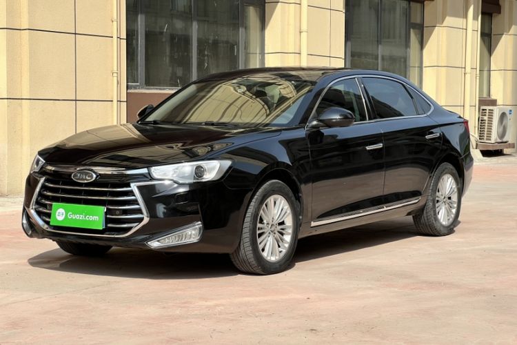 Used JAC Group Refine A60 2017 1.5 TGDI Automatic Luxury Model Exterior 3