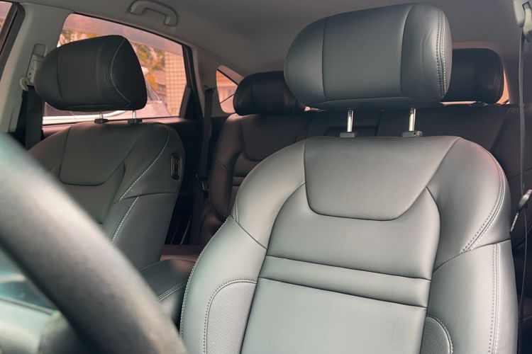 Used Luxgen U6 SUV 2017 1.8T Tech Value Model
