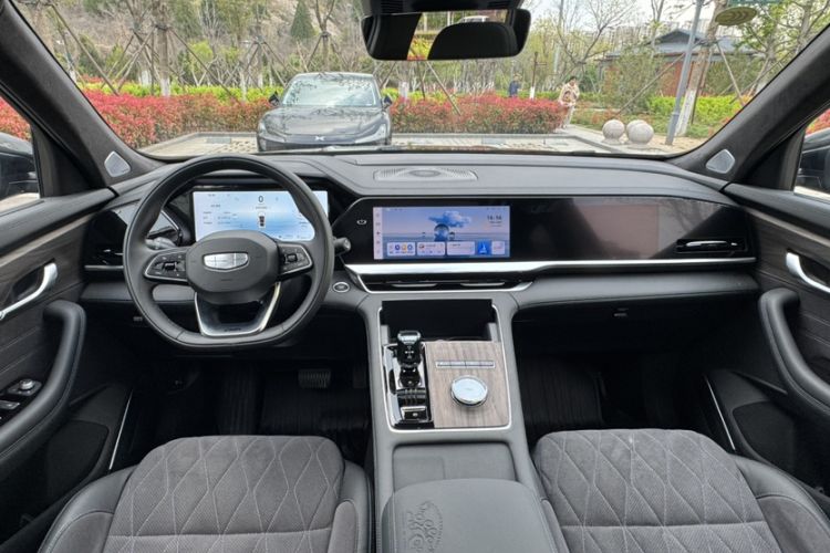 Used Geely Auto Monjaro L 2025 Dongfang Yao 2.0TD Automatic Lanxing Edition