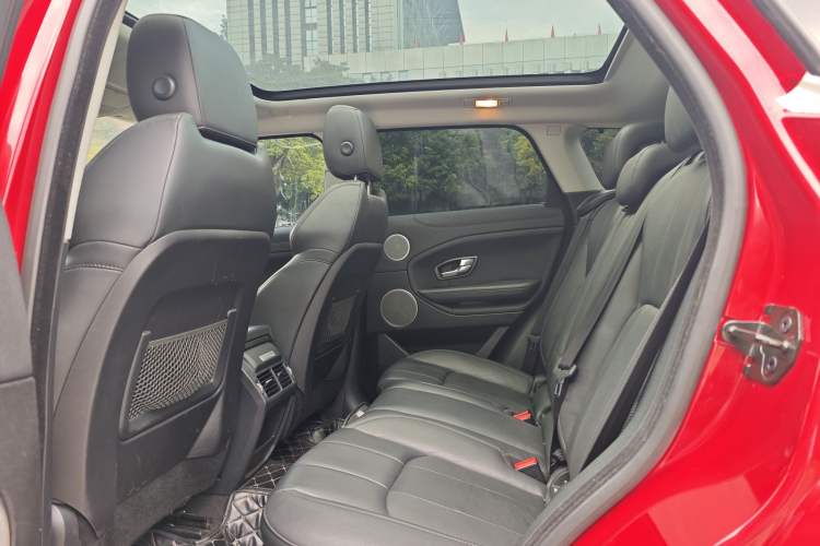 Used Land Rover Range Rover Evoque 2018 240 PS SE Smart Brilliance Edition