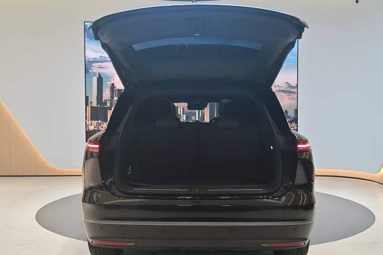 Used Nio ES8 2024 75 kWh
