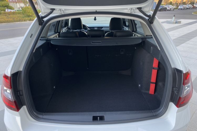 Used Skoda Octavia 2018 Station Wagon TSI280 DSG Luxury Edition
