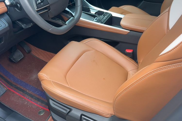 Used SAIC MAXUS G50 2021 1.5T Automatic Comfort Touring B Left Front Seat