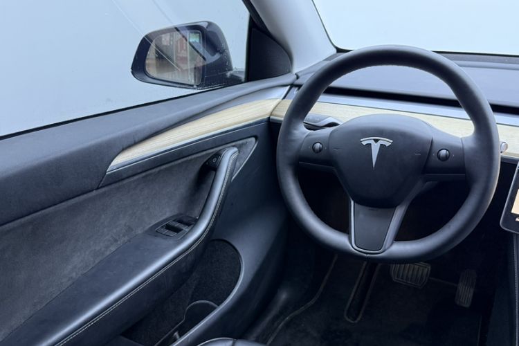 Used Tesla Model Y 2022 Revised Version Long-Range All-Wheel Drive