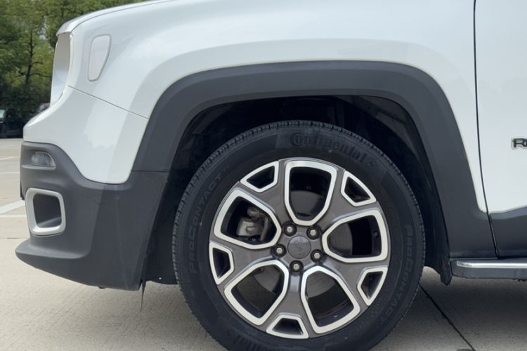 Used Jeep Renegade 2018 Connected Large Screen Version 180T Automatic Smart Version