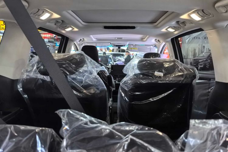 Used Honda Elysion 2026 Model 2.0L e:HEV Classic Edition
