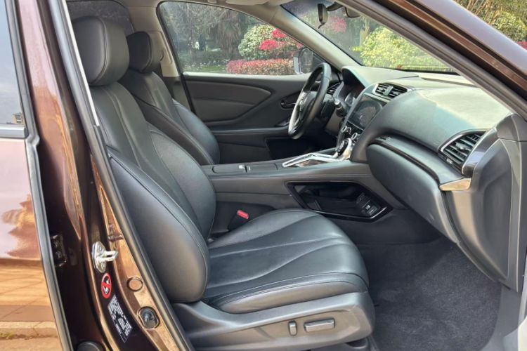 Used Acura CDX 2016 1.5T Two-Wheel Drive Deluxe Edition