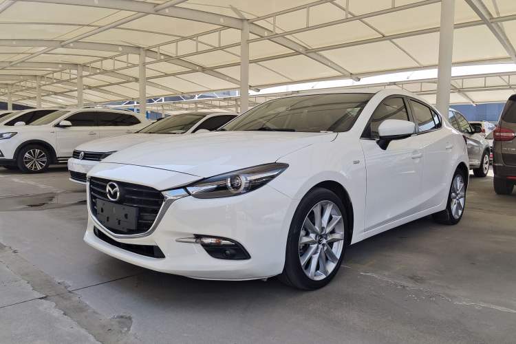 Used Mazda 3 Axela 2017 Sedan 2.0L Automatic Prestige Model China VI Standard