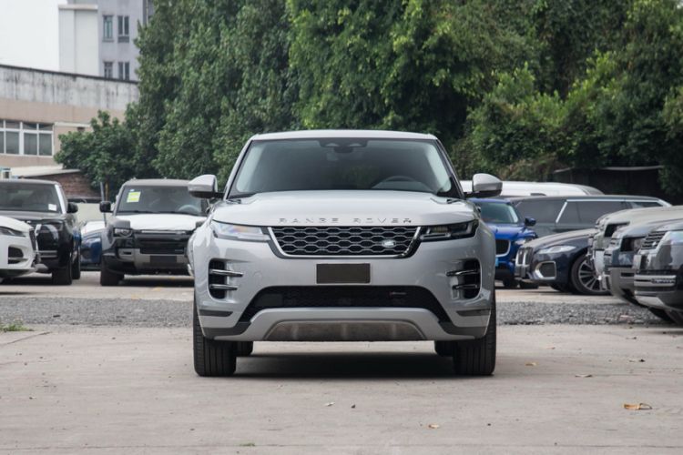 Used Land Rover Range Rover Evoque 2023 Aurora L 249 PS Luxury Edition
