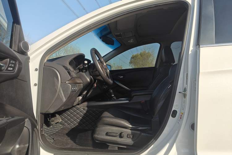 Used Acura RDX 2013 3.0L Two-Wheel Drive Elite Edition
