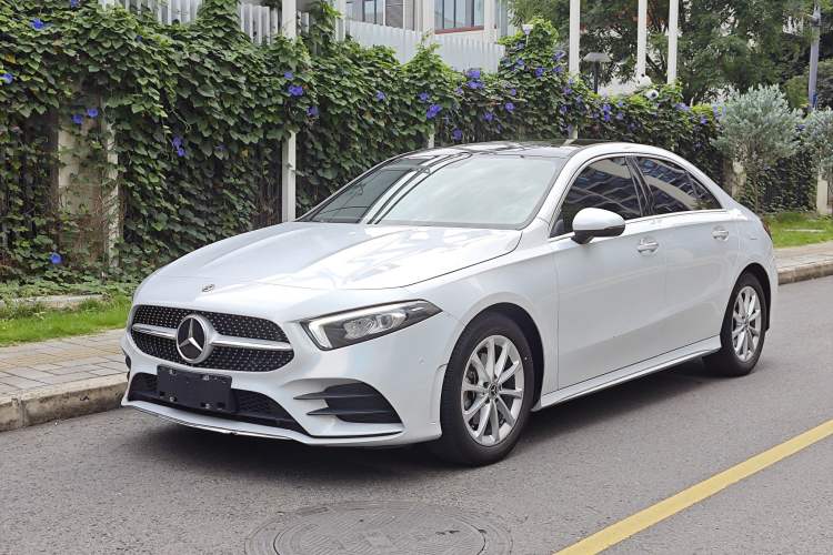 Used Mercedes-Benz A-Class 2021 A 200 L Sport Sedan Fashion Model