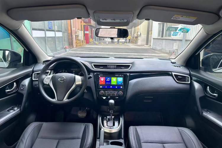 Used Nissan Qashqai 2016 2.0L CVT Elite Edition
