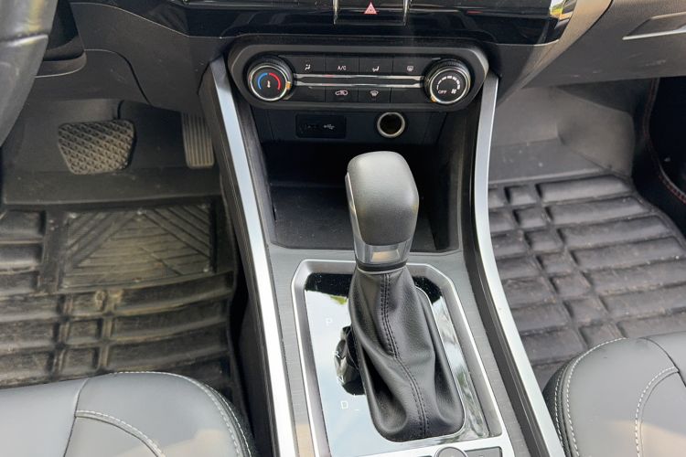 Used Chery Tiggo 3X 2021 PLUS 1.5L CVT Thrilling Red Date Edition