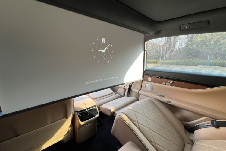 Used Hima Stelato S9 2024 All-Electric Ultra Four-Wheel-Drive Flagship Edition Interior 9