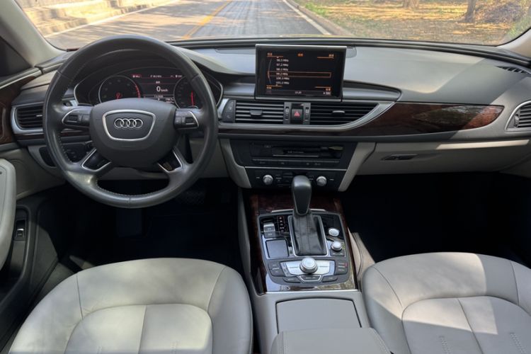 Used Audi A6L 2016 30 FSI Comfort Version Interior 1