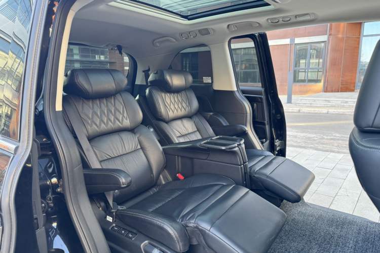 Used Honda Elysion 2019 2.0L Hybrid Supreme Edition