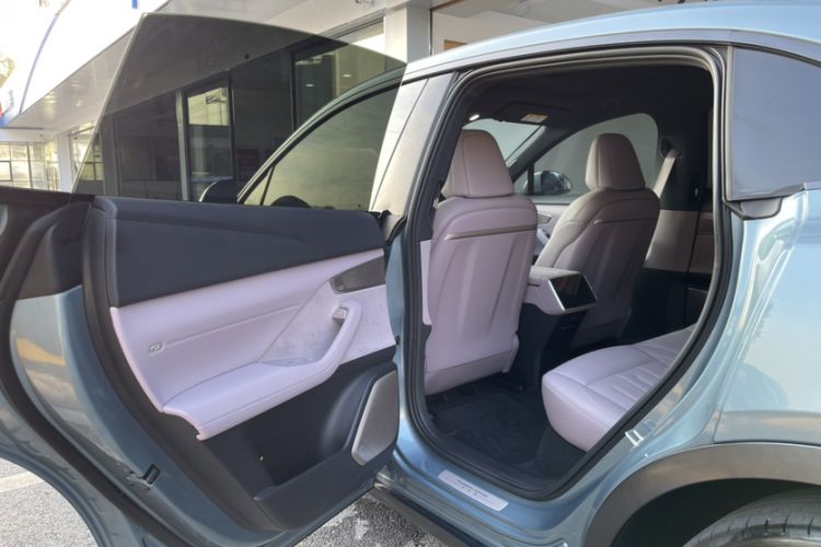 Used ONVO L60 2024 60 kWh Rear-Drive Version