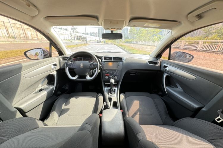 Used DS 5LS 2015 1.6T Comfort Edition THP160