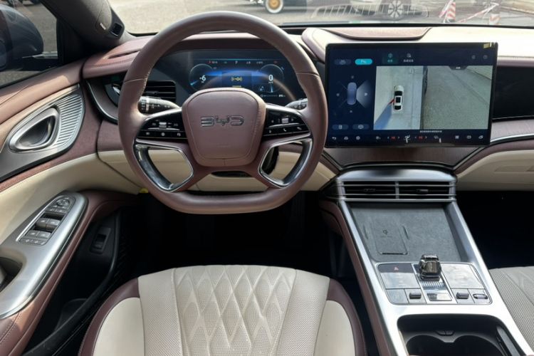 Used BYD Seal 2023 DM-i 1.5T 121km Flagship Model
