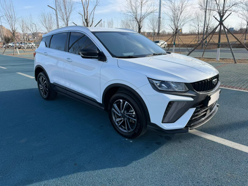 Geely Auto Coolray 2023 1.5T DCT Platinum Edition — снимка 6