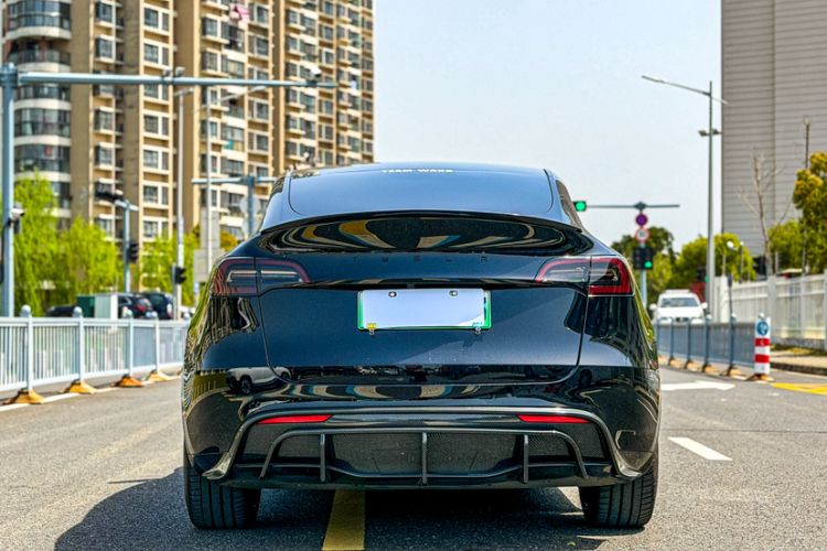 Used Tesla Model Y 2021 Long-Range All-Wheel-Drive Version 3D7