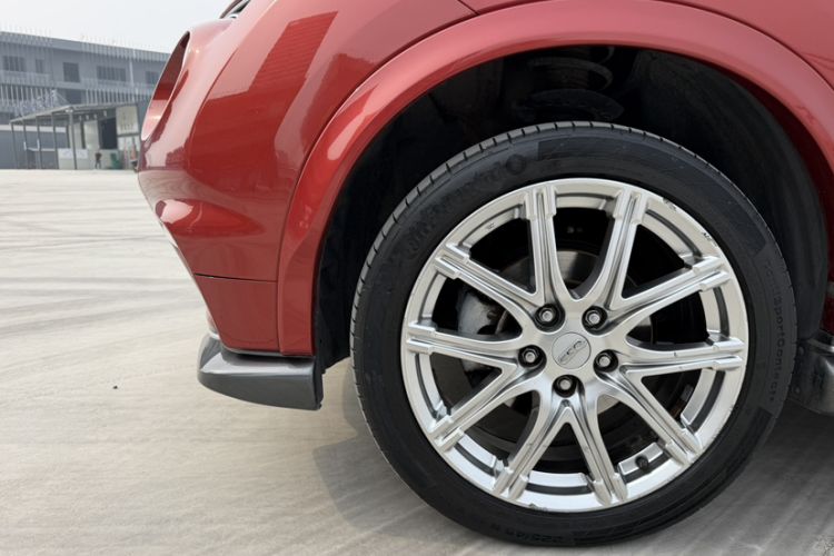 Used Infiniti ESQ 2014 1.6L Spontaneous Edition