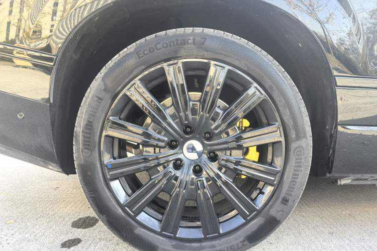 Used Denza N9 2025 Prestige Version