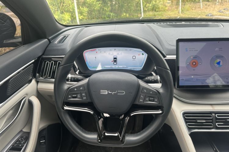 Used BYD Song PLUS New Energy 2023 Champion Edition DM-i 110KM Flagship Model