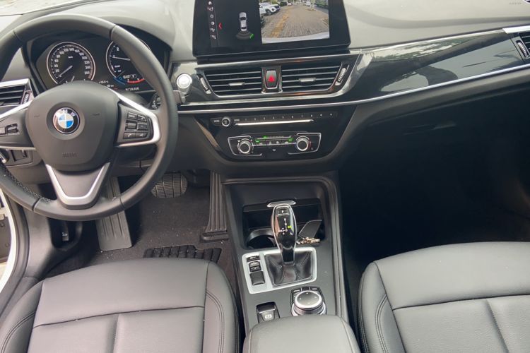 Used BMW 1 Series 2023 120i M Sport Edition Interior 4