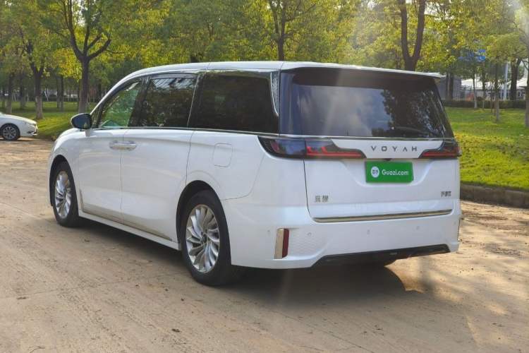 Used VOYAH Dream 2024 PHEV Extended-Range Premium Edition