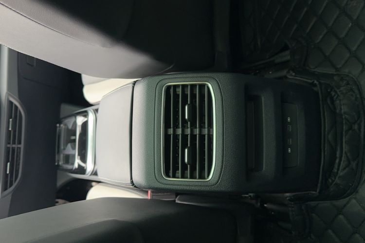 Used Volkswagen ID.4 CROZZ 2022 Long-Range PURE+ Edition Interior 1