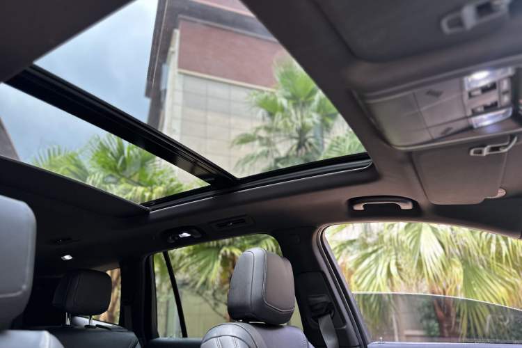 Used Cadillac XT6 2020 28T Six-Seater Luxury Version