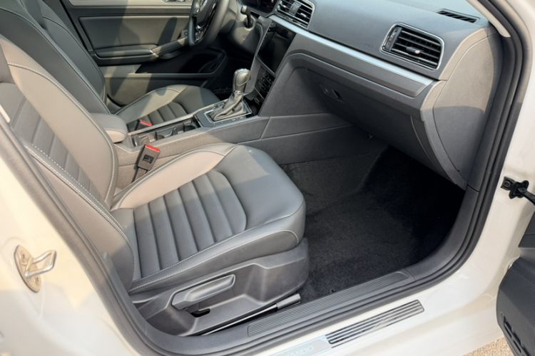 Used Volkswagen Lamando 2021 Revised Version 280TSI DSG Comfort Edition Right Front Seat