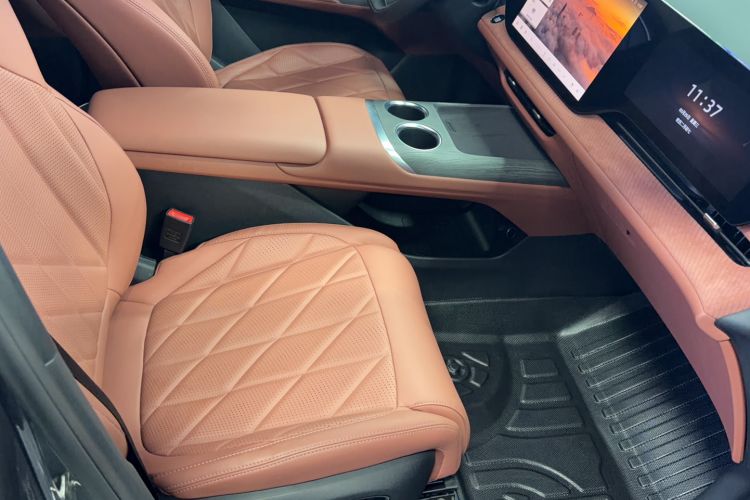 Used CHANGAN CS75 PLUS 2025 4th Generation 1.5T New Blue Whale Smart Luxury Edition