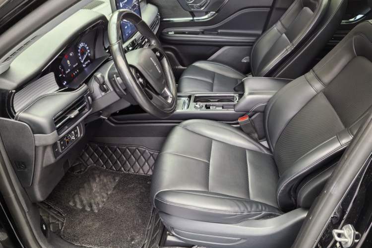 Used Lincoln Corsair 2021 2.0T Two-Wheel Drive Deluxe Edition Exterior 4