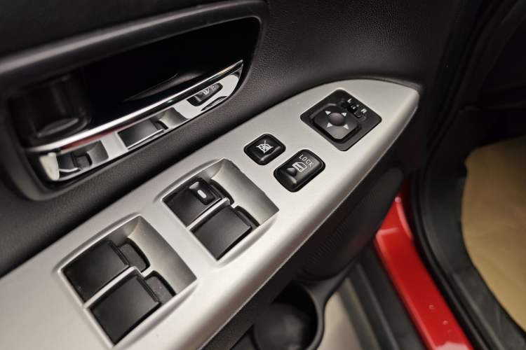 Used Mitsubishi ASX 2013 2.0L CVT Two-Wheel Drive Luxury Edition
