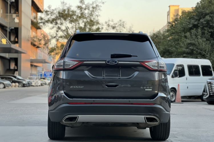 Used Ford Edge 2015 2.0T GTDi Two-Wheel-Drive Elite Edition Exterior 5