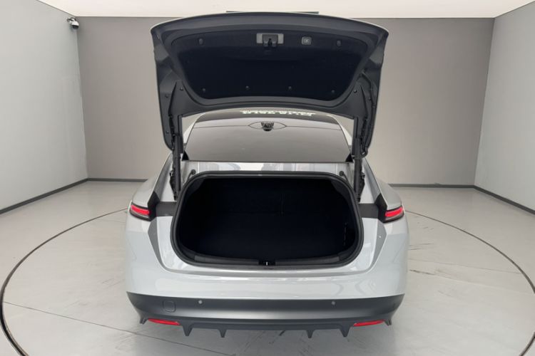 Used Nio ET5 2024 75 kWh
