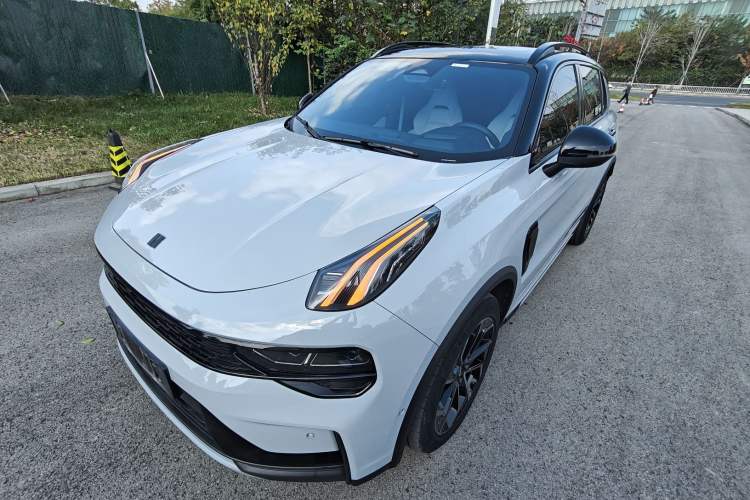 Used Lynk & Co 01 EM-P 2023 1.5TD EM-P Dawn Edition Exterior 5