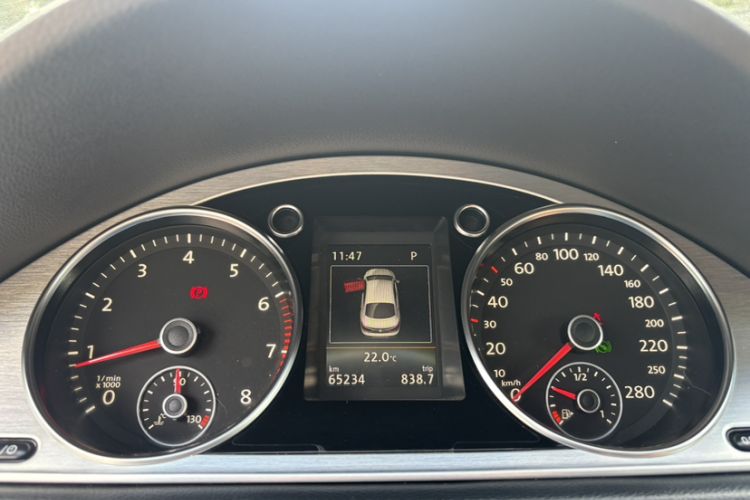 Used Volkswagen FAW-Volkswagen CC 2015 1.8TSI Luxury Model
