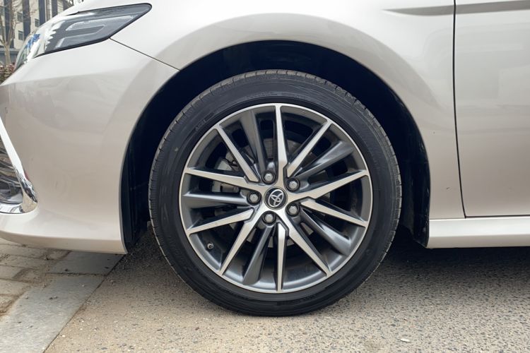 Used Toyota Camry 2021 2.5G Luxury Edition
